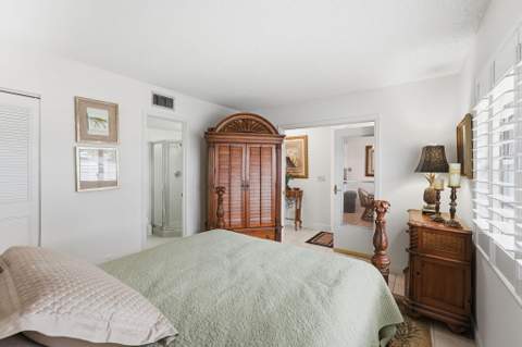 2480 Juniper Drive, Delray Beach FL - photo 10 of 27