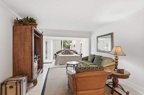 2480 Juniper Drive, Delray Beach FL - photo 15 of 27