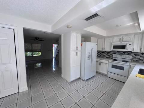 7918 Kimberly Boulevard #304, North Lauderdale FL - photo 6 of 20