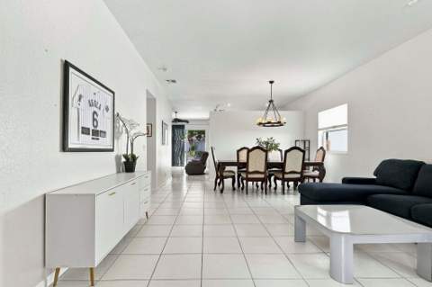 4365 NW 45th Terrace, Coconut Creek FL - photo 6 of 54