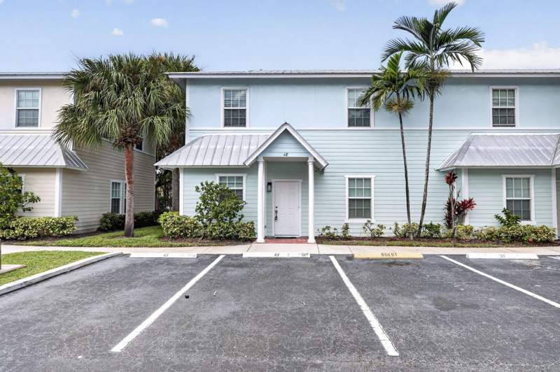 4 bedroom Townhouse at 4216 Leo Lane #4F, Villa Palms Condo, Riviera Beach — photo 2