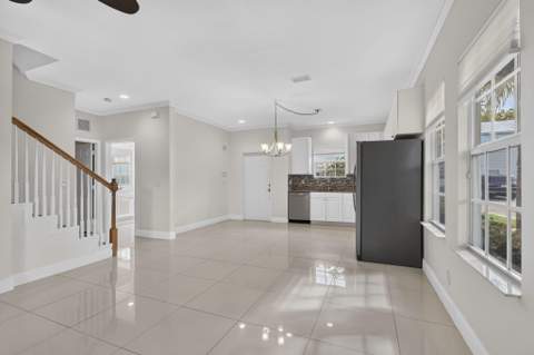 4216 Leo Lane #4F, Riviera Beach FL - photo 12 of 34