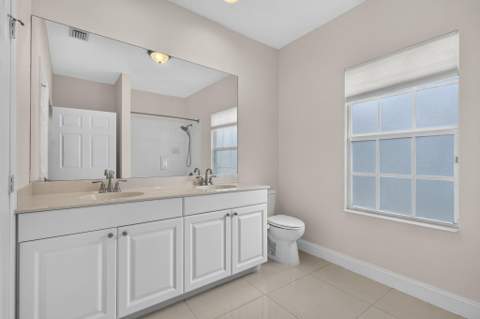 4216 Leo Lane #4F, Riviera Beach FL - photo 14 of 34