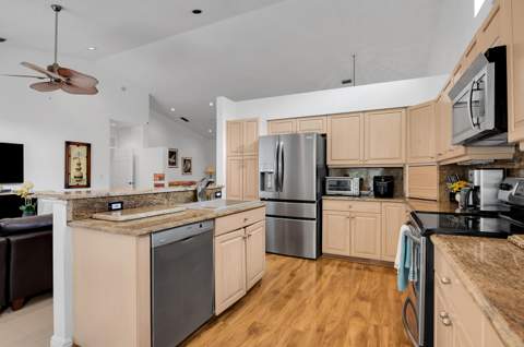 7520 Rockbridge Circle, Lake Worth FL - photo 16 of 39