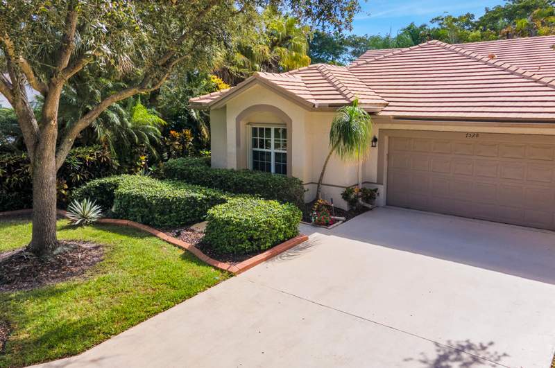 3 bedroom Villa at 7520 Rockbridge Circle, Lake Charleston Par D, Lake Worth — photo 4