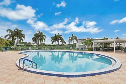 105 Greenbrier C, West Palm Beach FL - photo 23 of 40