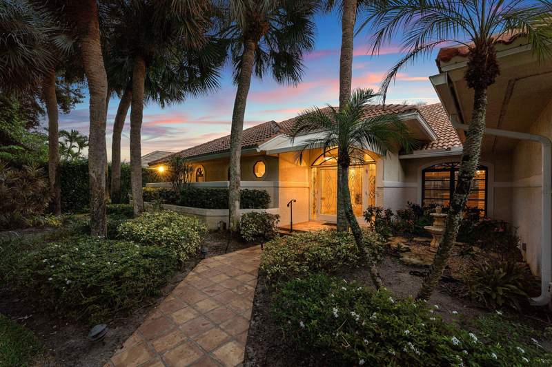 3 bedroom Single Family Residence at 10126 SE Royal Tern Way, Heritage Oaks, Jupiter — photo 4