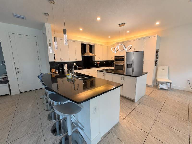 4 bedroom Single Family Residence at 9815 Steamboat Springs Circle, Sussman Agr Pud North Plat One, Delray Beach — photo 5