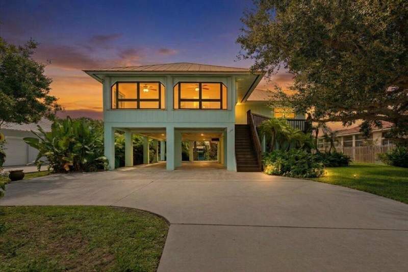 4 bedroom Single Family Residence at 2321 Atlantic Beach Boulevard, Fort Pierce Shores Unit 5 Replat, Fort Pierce — photo 3