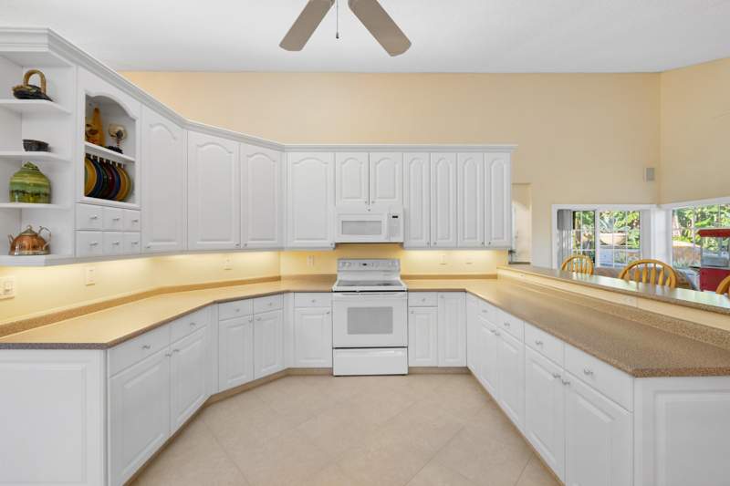 3 bedroom Single Family Residence at 17807 Crooked Oak Avenue, Pheasant Walk Sec 3, Boca Raton — photo 3