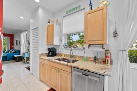 1950 NE 7th Street #105, Deerfield Beach FL - photo 16 of 45