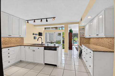 20106 Northcote Drive, Boca Raton FL - photo 17 of 104