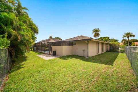 213 NW 94th Way, Coral Springs FL - photo 23 of 57