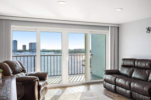 3040 Lake Shore Drive #903, Riviera Beach FL - photo 7 of 32