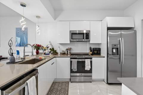 4173 N Oak Place, Dania Beach FL - photo 9 of 31