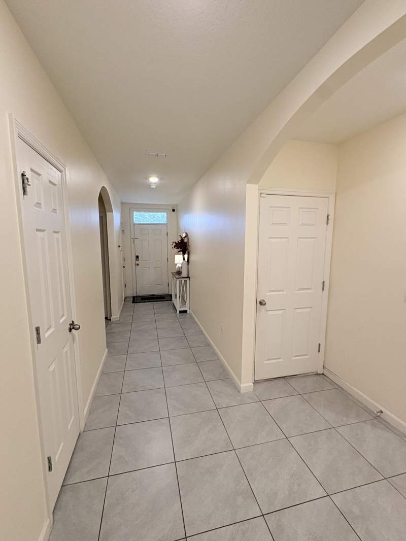 4 bedroom Single Family Residence at 1572 SW Escobar Lane, Port St Lucie Section 14, Port St. Lucie — photo 2