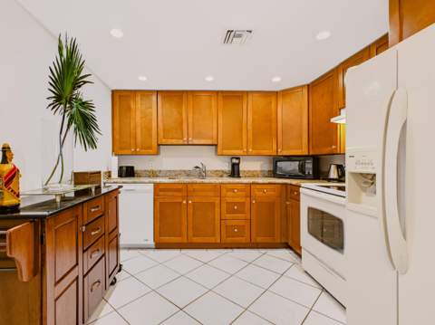 1031 Hythe B, Boca Raton FL - photo 8 of 27