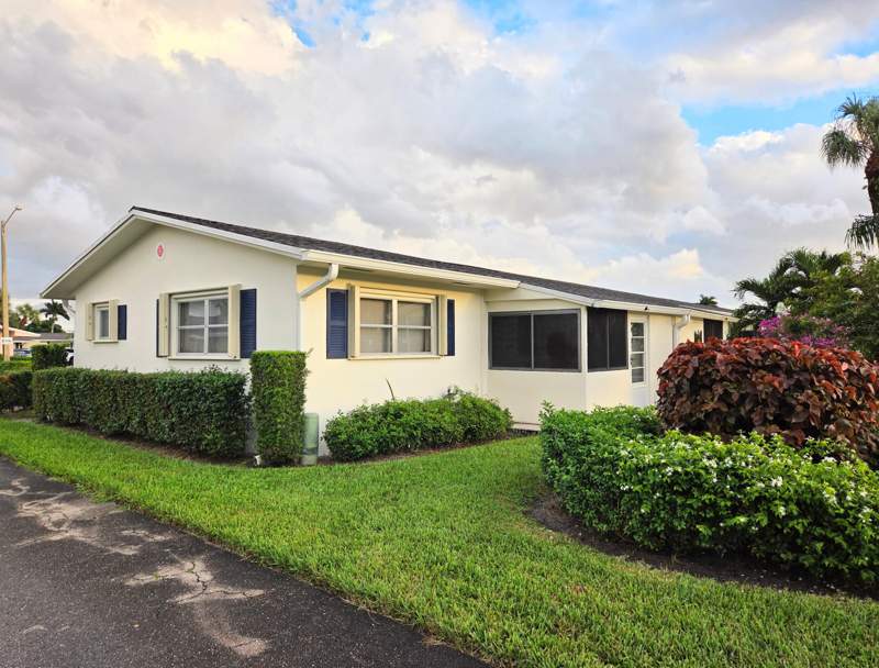 1 bedroom Condominium at 2640 Dudley Drive #J, Cresthaven Villas Condo 23, West Palm Beach — photo 3