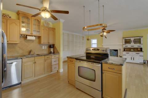 1225 Mohawk Street, Jupiter FL - photo 14 of 39