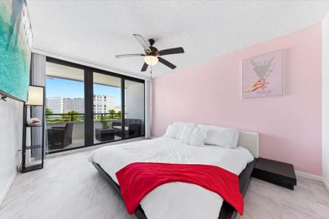 3589 S Ocean Boulevard #403, South Palm Beach FL - photo 15 of 29
