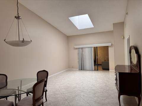 6315 Kings Gate Circle #6315, Delray Beach FL - photo 6 of 7
