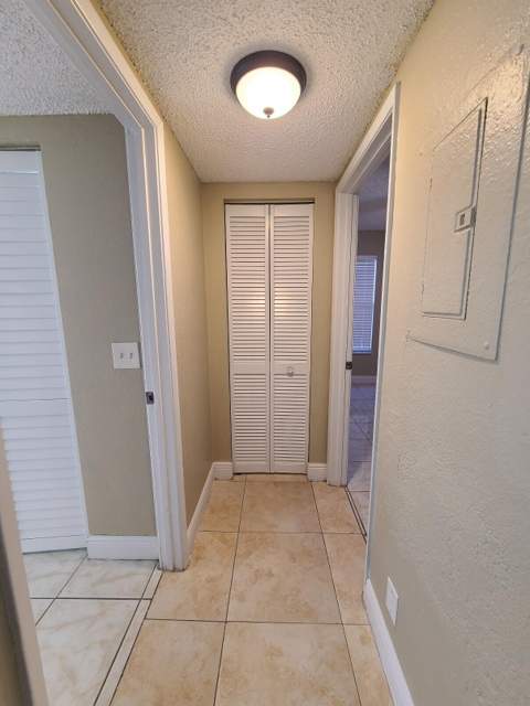 1461 Windorah Way #G, West Palm Beach FL - photo 7 of 16