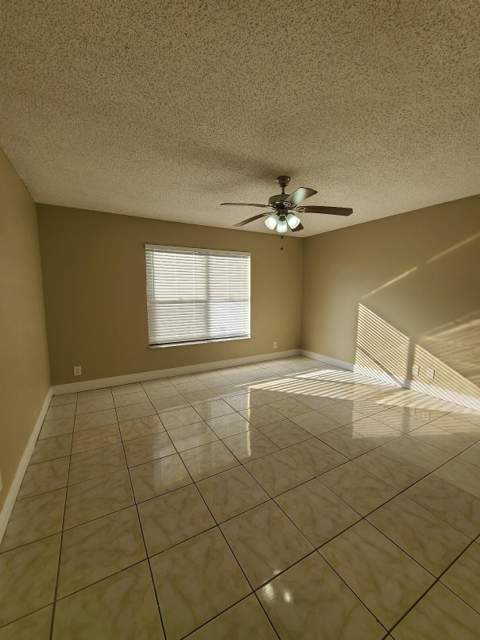 1461 Windorah Way #G, West Palm Beach FL - photo 11 of 16