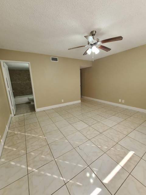 1461 Windorah Way #G, West Palm Beach FL - photo 13 of 16