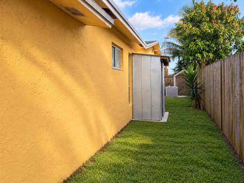 22187 SW 62nd Court, Boca Raton FL - photo 16 of 18