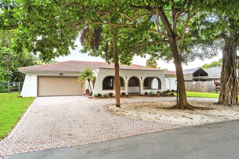 4 bedroom Single Family Residence at 80 W Palm Drive, Hammon Heights Sec 3, Margate — photo 1