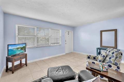 6200 NE 22nd Way #206, Fort Lauderdale FL - photo 6 of 40