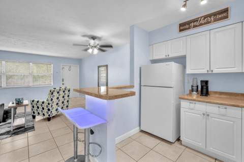 6200 NE 22nd Way #206, Fort Lauderdale FL - photo 9 of 40