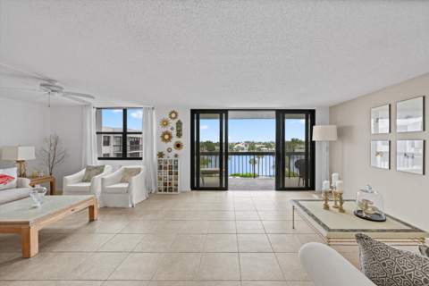 611 SE 7th Street #Ph-5, Delray Beach FL - photo 6 of 42