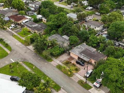 4972 NE 14th Avenue, Pompano Beach FL - photo 17 of 26