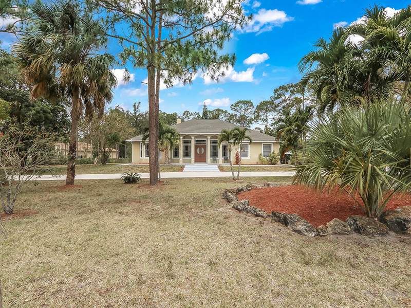 5 bedroom Single Family Residence at 15507 Citrus Grove Boulevard, Loxahatchee, Loxahatchee — photo 2