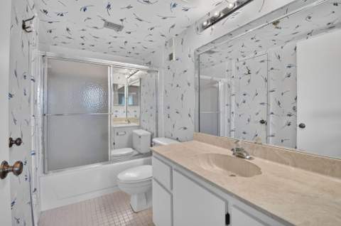 7240 Huntington Lane #806, Delray Beach FL - photo 24 of 48