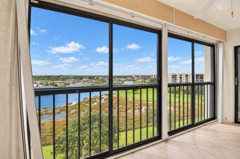 7240 Huntington Lane #806, Delray Beach FL - photo 16 of 48