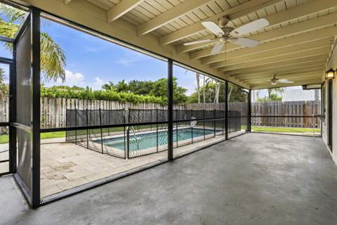 4937 Willow Drive, Boca Raton FL - photo 20 of 70