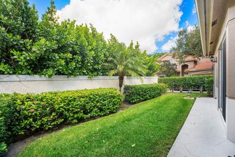 128 Monterey Pointe Drive, Palm Beach Gardens FL - photo 18 of 21