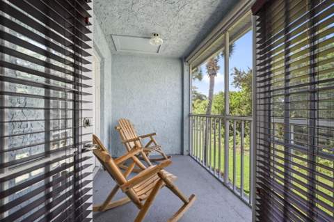 1616 SE Green Acres Circle #M-204, Port St. Lucie FL - photo 23 of 30