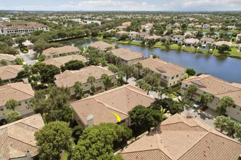 4326 Cascada Circle, Hollywood FL - photo 9 of 44
