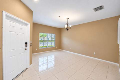 2851 W Prospect Road #1209, Tamarac FL - photo 12 of 70