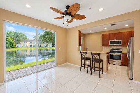 2851 W Prospect Road #1209, Tamarac FL - photo 23 of 70