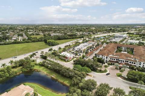4326 Cascada Circle, Hollywood FL - photo 17 of 44