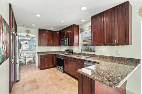 7360 NW 14th Street, Plantation FL - photo 17 of 67