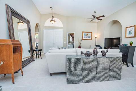 5419 Place Lake Drive, Fort Pierce FL - photo 7 of 44