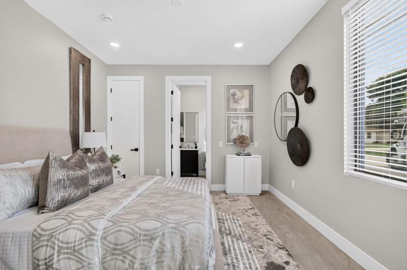 5 bedroom Townhouse at 3541 NE 13th Avenue #Unit B, Oakland Park, Oakland Park — photo 5