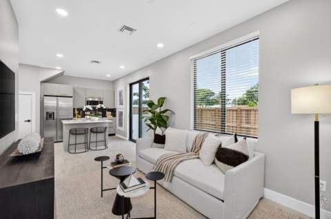 3541 NE 13th Avenue #Unit B, Oakland Park FL - photo 14 of 60