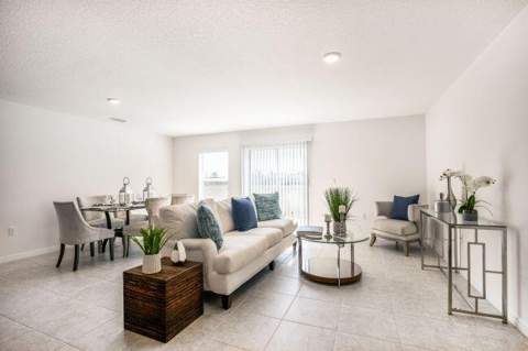 5814 NW Gillespie Avenue, Port St. Lucie FL - photo 10 of 29