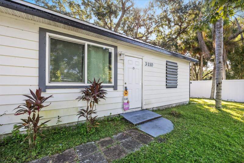 2 bedroom Single Family Residence at 3110 S 21st Street, Maravilla Heights Subdivision, Fort Pierce — photo 2